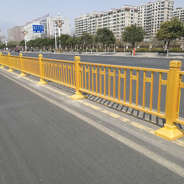 佳木斯市政道路隔離護(hù)欄